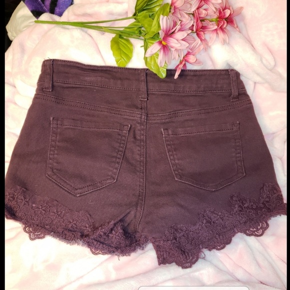 Vanilla Star shorts - Picture 2 of 7